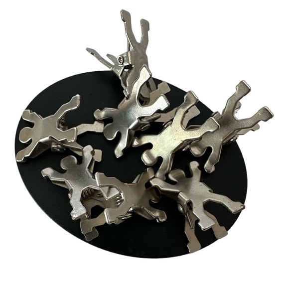 Magnet Desk Fidget Paperweight with Clips Holt / Spurs - Picture 2 of 3